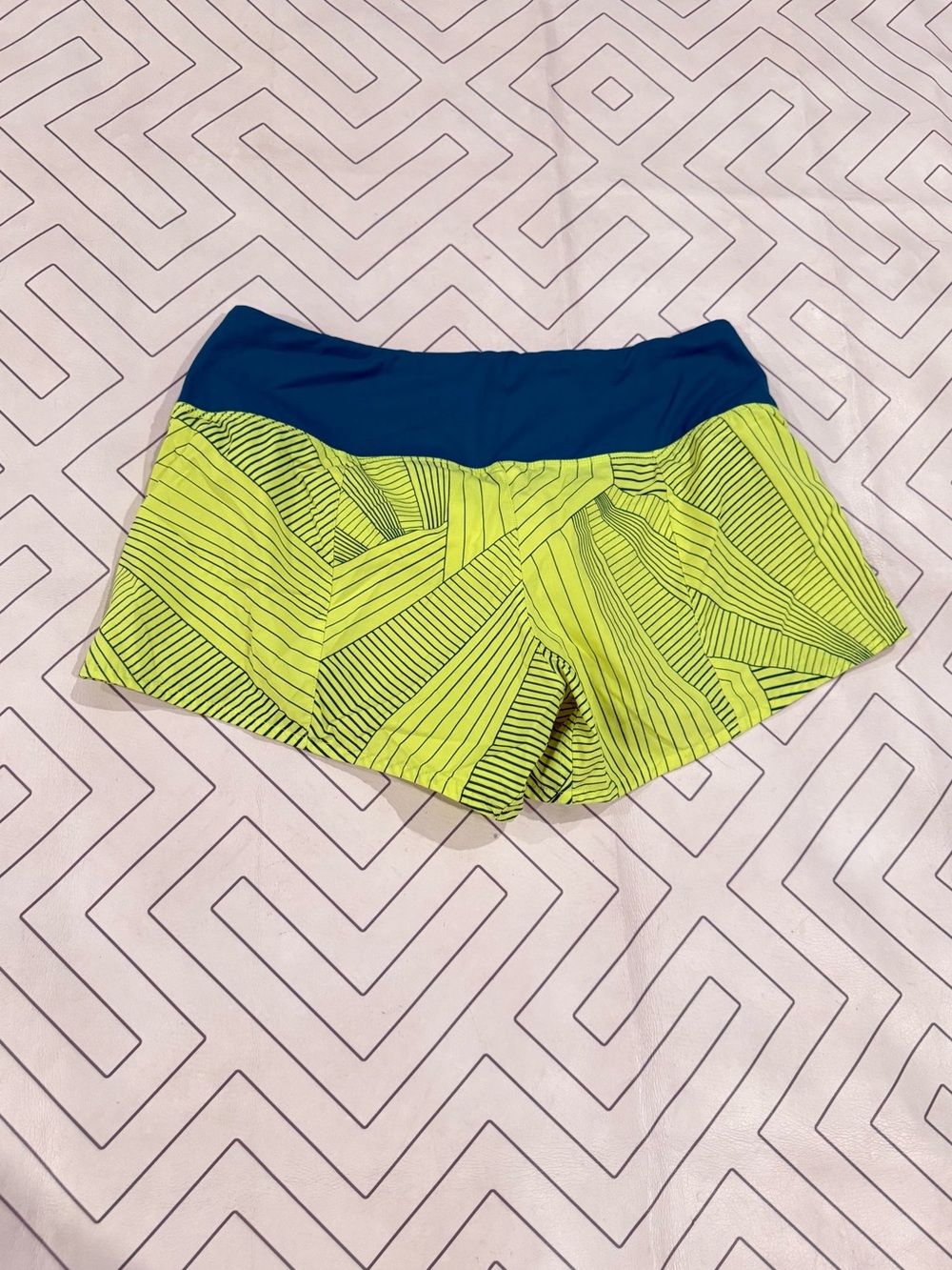 Brooks Neon Pattern Running Shorts - Picture 8 of 10